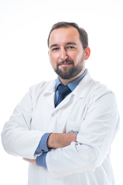 dr hab. n. med. Szymon Darocha, prof. CMKP